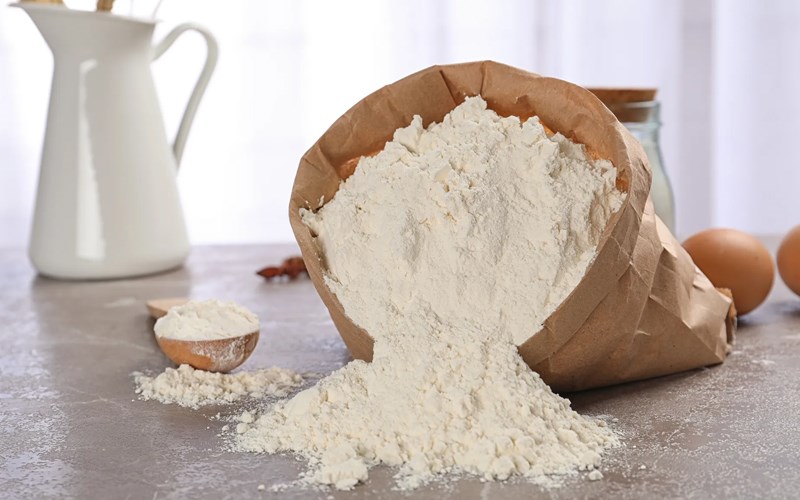 Bột mì đa dụng là gì? Công dụng làm bánh của bột mì đa dụng?</a>